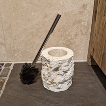 Beiger WC-Bürstenhalter aus Marmor für Badgestaltung, stilvolle Badaccessoires, langlebiges Material, elegantes Badezimmer-Design