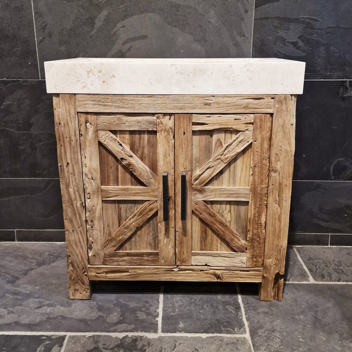 Lombok Teakholz-Unterbauschrank mit Waschtisch, schlichtes Naturdesign für moderne Badgestaltung, sichtbare Holzmaserung.