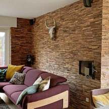Holzverblender aus Teakholz von ERO, natürliche Oberfläche, langlebiges Verblendelement für stilvolle Fassaden.