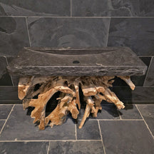 Badezimmermöbel mit Waschtisch Bilbao aus Teakholz und Blaustein, Badgestaltung von WURZELHOLZ KONSOLE, natürliche Materialien sichtbar