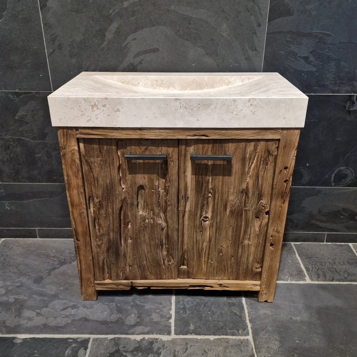 Badezimmermöbel mit Waschtisch aus natürlichem Massivholz, Bantam Modell 7, moderne Badgestaltung, elegante Holzoptik