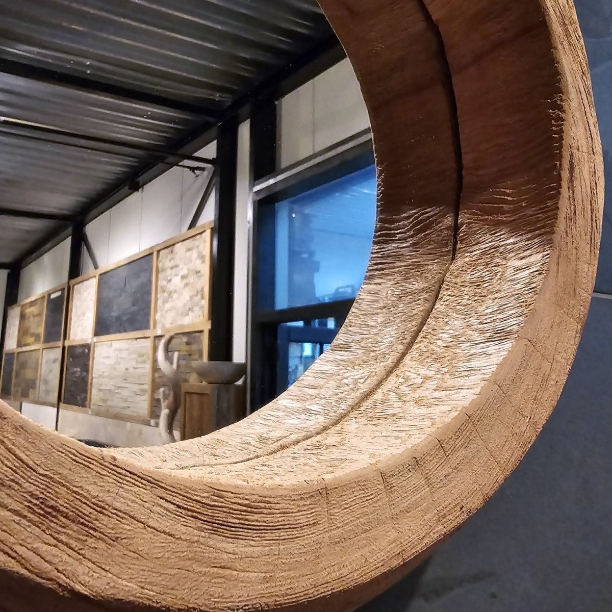 Runder Badspiegel aus recyceltem Teakholz, Durchmesser 40 cm, stilvolle Badgestaltung, WANDSPIEGEL Marke