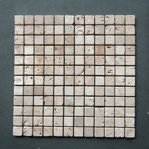 Naturstein Mosaikfliesen aus Travertin Light Medium, 2,2 x 2,2 cm, detailreiche Oberfläche, ideal für Wand- und Bodenbeläge