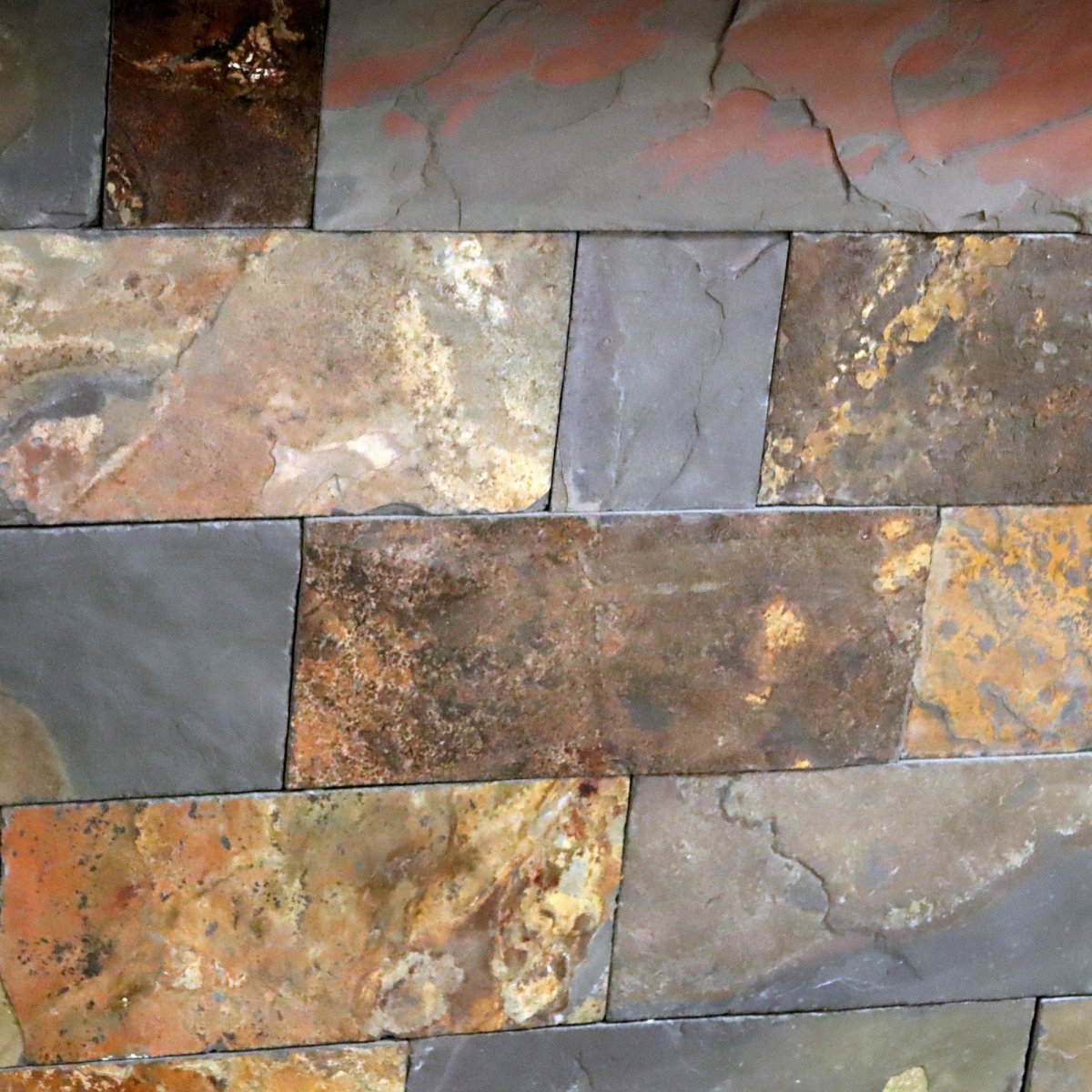 Naturstein Verblender aus Schiefer von RICH AUTUMN, natürliche Schiefersteine für Wandgestaltung, rustikale Optik
