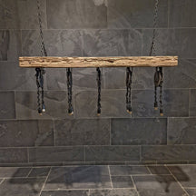 Hängelampe aus Metallspule für Badgestaltung, moderne Beleuchtung, elegante Deckenlampe, stilvolle Badbeleuchtung