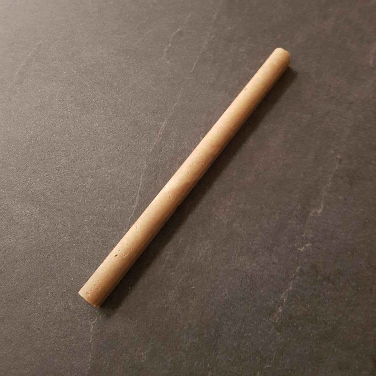 Naturstein Pencil Travertin Bordüre in drei Farbvarianten, dekorative Naturstein-Bordüre aus Travertin für Wand und Boden.