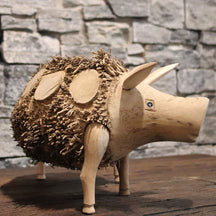 Schweinchen aus Altholz als Badgestaltungselement, dekoratives Tier aus Holz von der Marke TIERE.