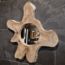 Wandspiegel Badspiegel aus recyceltem Teakholz in verschiedenen Größen, modernes Design für Badgestaltung, von Baumstumpf