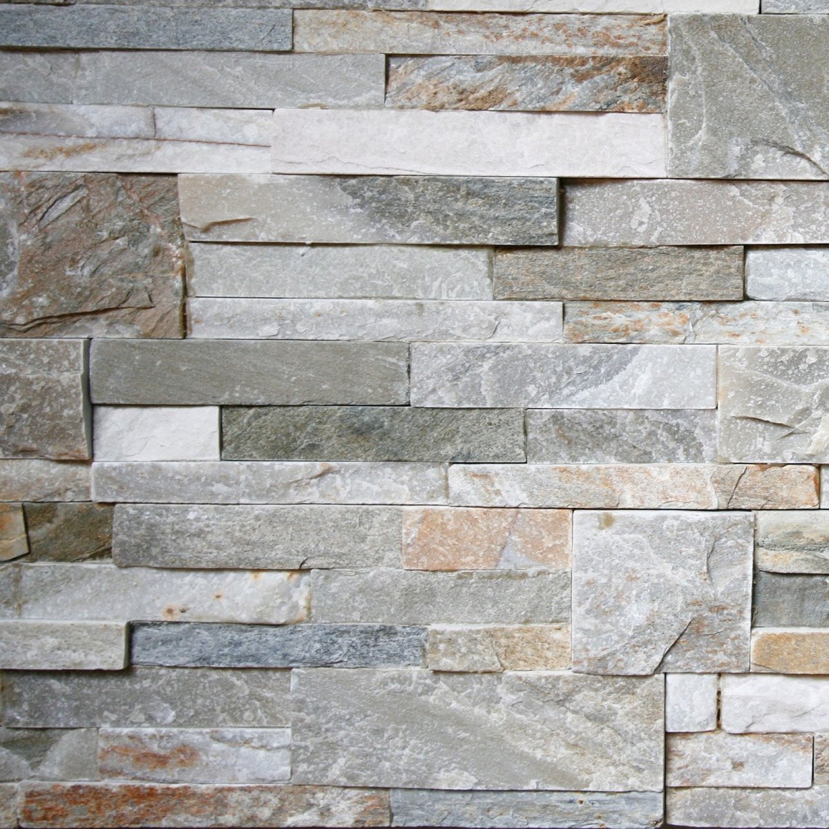 Naturstein Verblender aus Quarzit mit Block, sichtbare Textur und natürliche Farbvariante, ideal für Wandgestaltung.
