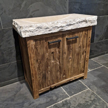 Badezimmermöbel mit Waschtisch aus natürlichem Massivholz, Bantam Model 7, moderne Badgestaltung zeigt elegantes Holzdesign