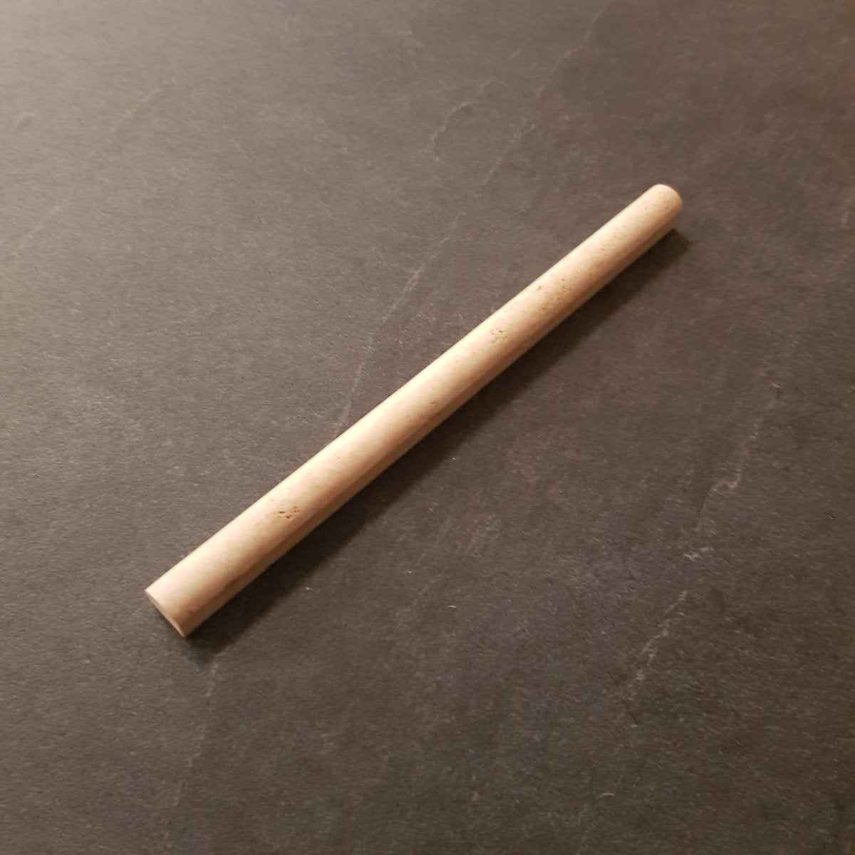 Naturstein Pencil Travertin Bordüren in drei Farbvarianten, dekorative Natursteinbordüre für Wand oder Boden.