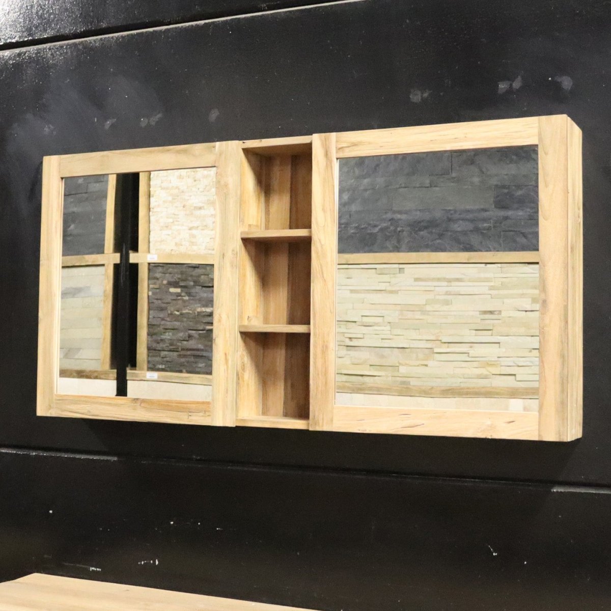 Spiegelschrank Badspiegel aus recyceltem Teakholz, 140-180 cm breit, für Badgestaltung, von MALAYA.