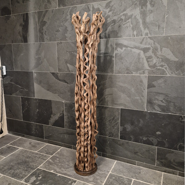 LIAAN | Stehlampe | Indonesisches Altholz